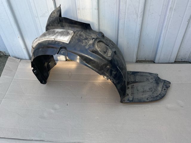 bontott SKODA FABIA III Jobb első Dobbetét (Kerékjárati, Műanyag)