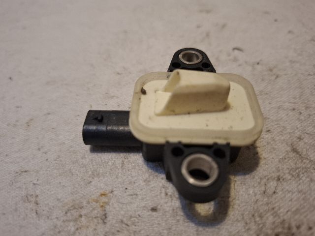 bontott SKODA FABIA III Jobb első Oldal Ütközés Érzékelő