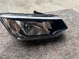 bontott SKODA FABIA III Jobb Fényszóró