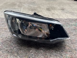 bontott SKODA FABIA III Jobb Fényszóró