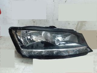 bontott SKODA FABIA III Jobb Fényszóró