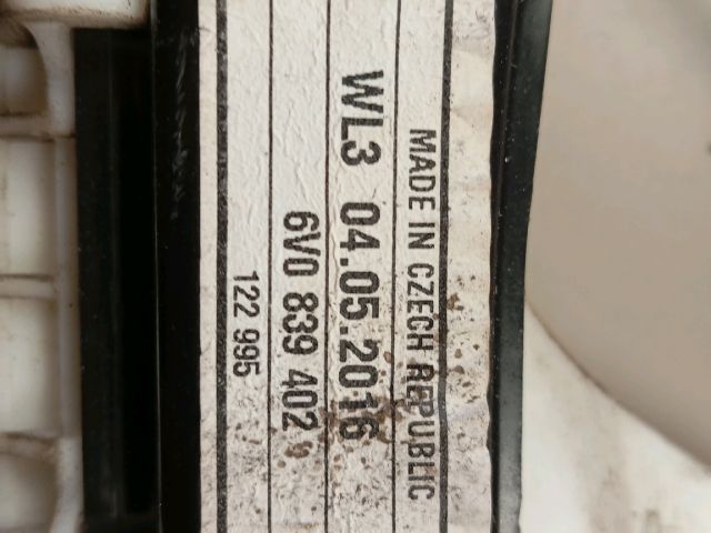 bontott SKODA FABIA III Jobb hátsó Ablakemelő Szerkezet (Mechanikus)