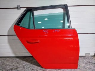 bontott SKODA FABIA III Jobb hátsó Ajtó (Részeivel)