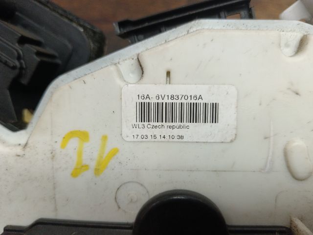 bontott SKODA FABIA III Jobb hátsó Ajtózár