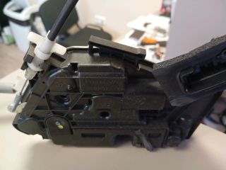 bontott SKODA FABIA III Jobb hátsó Ajtózár