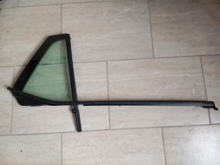 bontott SKODA FABIA III Jobb hátsó Fixüveg (Ajtóban)