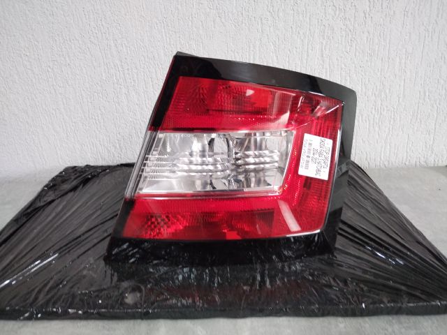 bontott SKODA FABIA III Jobb Hátsó Lámpa