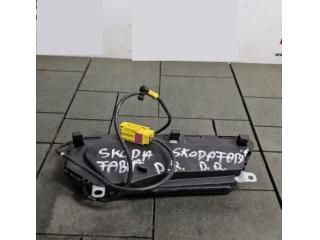 bontott SKODA FABIA III Jobb Oldallégzsák