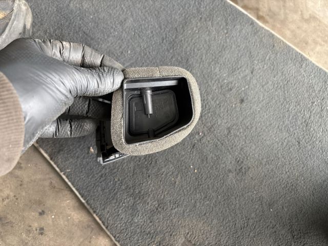 bontott SKODA FABIA III Jobb Szellőző