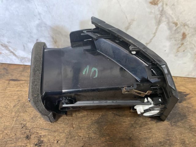 bontott SKODA FABIA III Jobb Szellőző