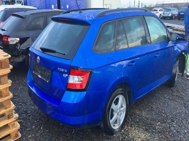 bontott SKODA FABIA III Jobb Visszapillantó Tükör (Elektromos)