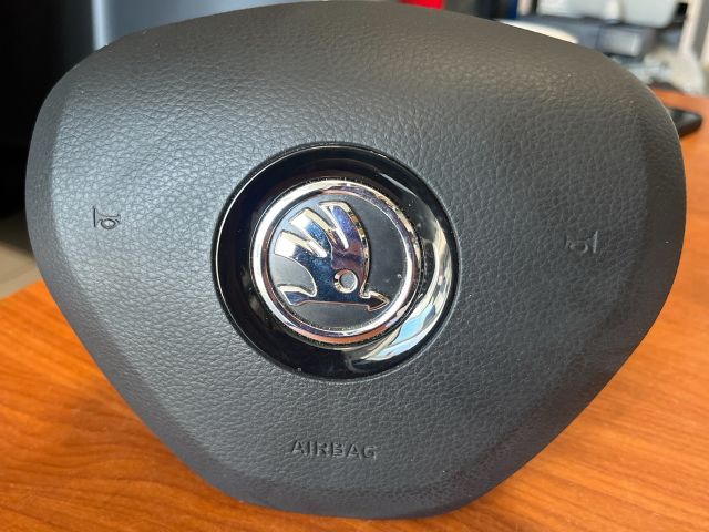 bontott SKODA FABIA III Kormánylégzsák