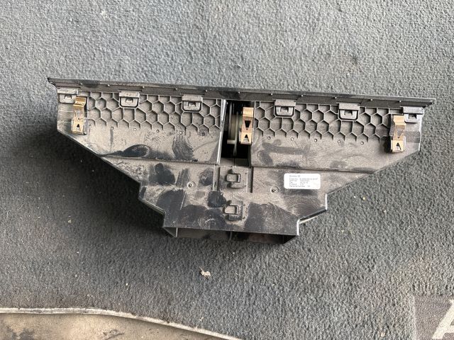 bontott SKODA FABIA III Középső Szellőző