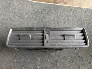 bontott SKODA FABIA III Középső Szellőző