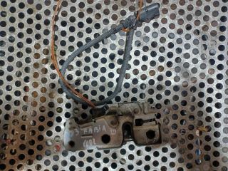 bontott SKODA FABIA III Motorháztető Zárszerkezet