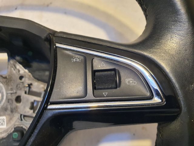 bontott SKODA FABIA III Multikormány