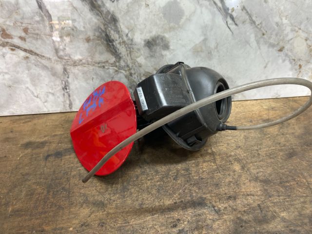 bontott SKODA FABIA III Tankajtó