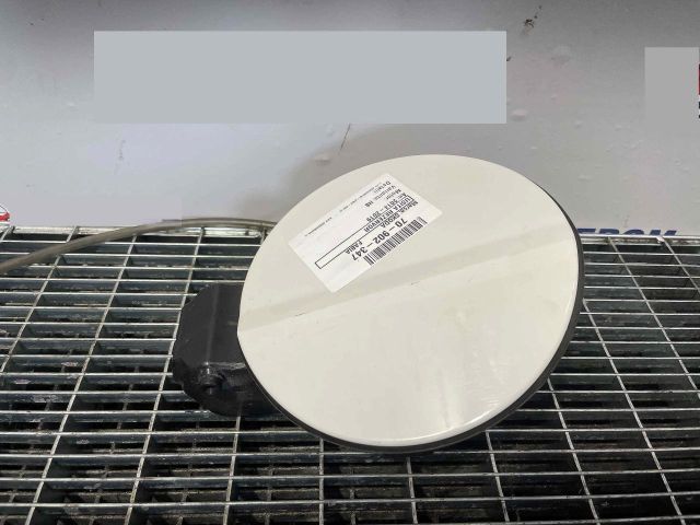 bontott SKODA FABIA III Tankajtó