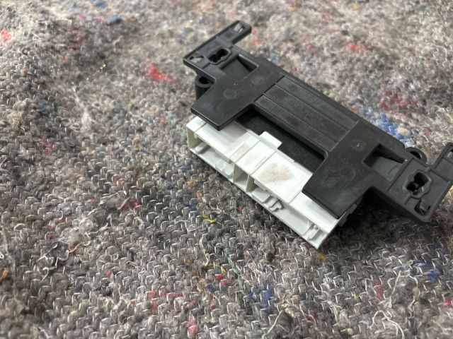 bontott SKODA FABIA III Tolatóradar Elektronika