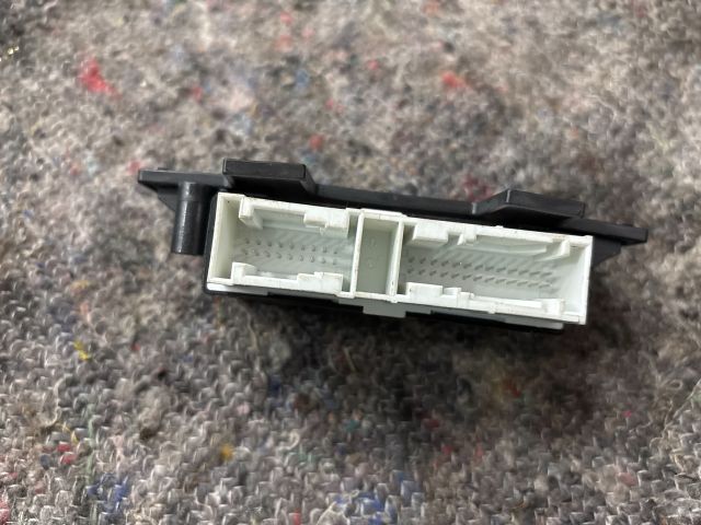 bontott SKODA FABIA III Tolatóradar Elektronika