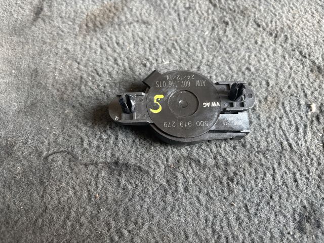 bontott SKODA FABIA III Tolatóradar Hangszóró