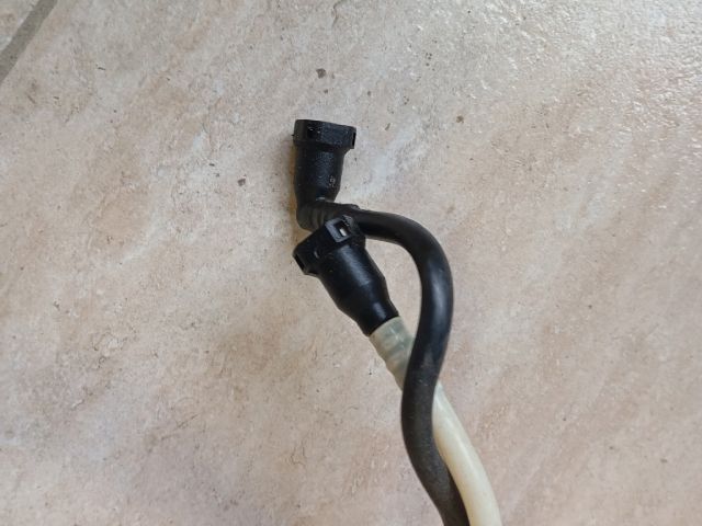 bontott SKODA FABIA III Üzemanyagcső