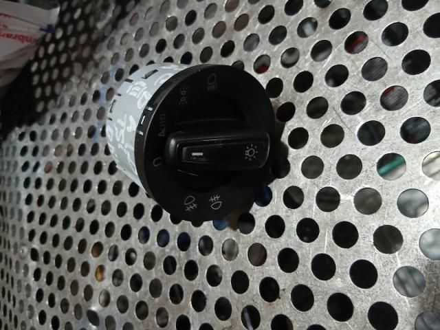 bontott SKODA FABIA III Világítás Kapcsoló