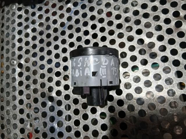 bontott SKODA FABIA III Világítás Kapcsoló