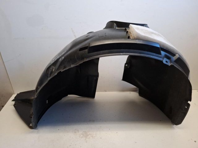 bontott SKODA FABIA IV Bal első Dobbetét (Kerékjárati, Műanyag)