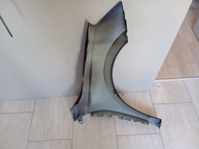 bontott SKODA FABIA IV Bal első Sárvédő