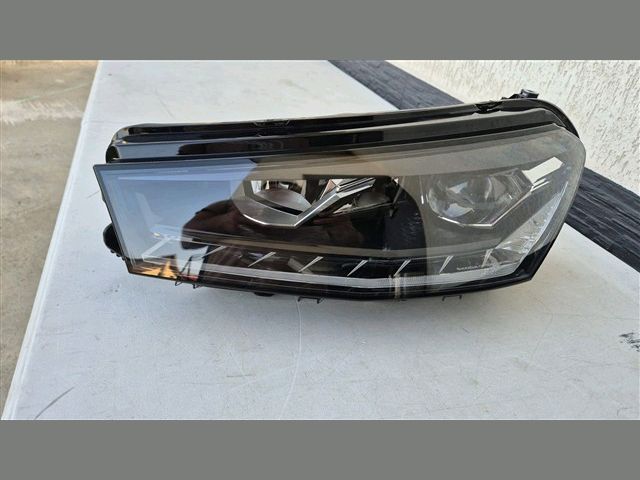 bontott SKODA FABIA IV Bal Fényszóró