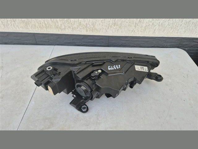 bontott SKODA FABIA IV Bal Fényszóró