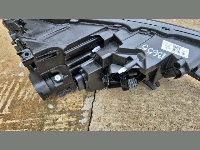 bontott SKODA FABIA IV Bal Fényszóró