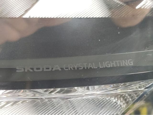 bontott SKODA FABIA IV Bal Fényszóró