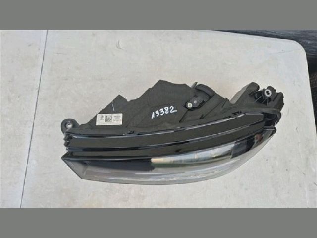bontott SKODA FABIA IV Bal Fényszóró