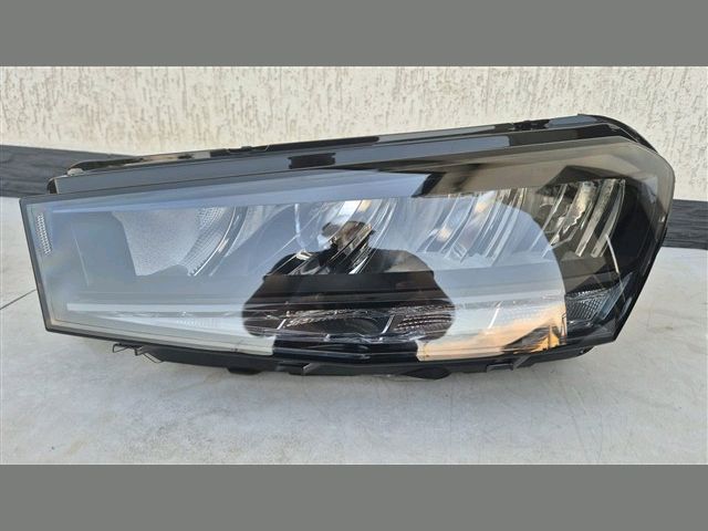 bontott SKODA FABIA IV Bal Fényszóró