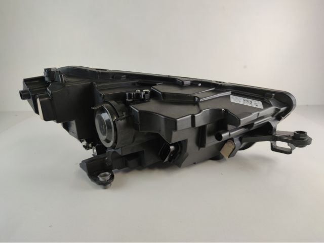 bontott SKODA FABIA IV Bal Fényszóró