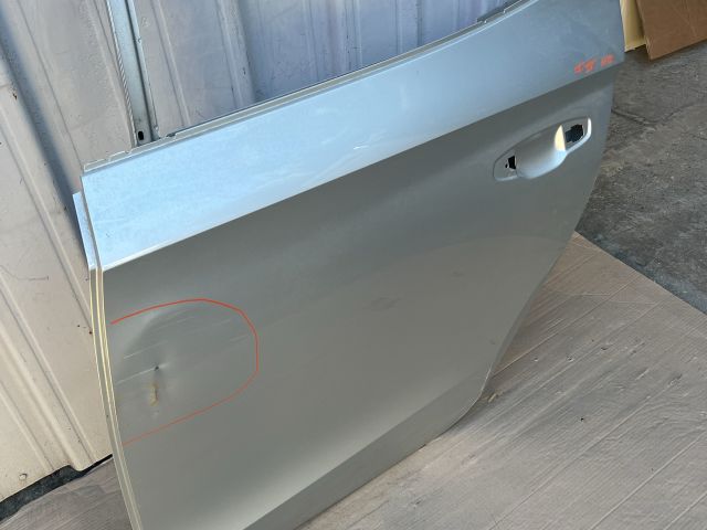 bontott SKODA FABIA IV Bal hátsó Ajtó (Üres lemez)