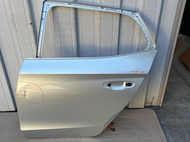 bontott SKODA FABIA IV Bal hátsó Ajtó (Üres lemez)