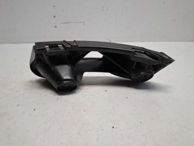 bontott SKODA FABIA IV Bal hátsó Lökhárító Tartó (Műanyag)