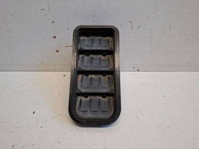 bontott SKODA FABIA IV Csomagtér Szellőző Bal