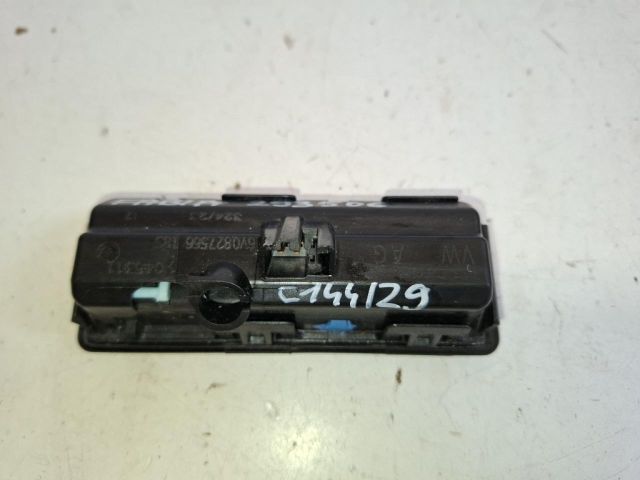 bontott SKODA FABIA IV Csomagtérajtó Kilincs