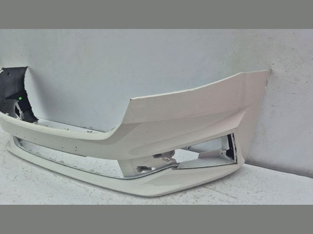 bontott SKODA FABIA IV Első Lökhárító (Üresen)