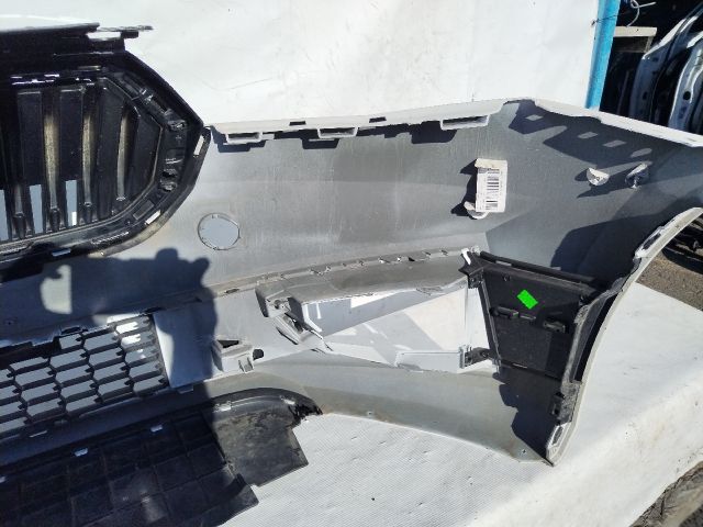 bontott SKODA FABIA IV Első Lökhárító (Üresen)