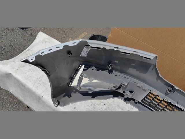 bontott SKODA FABIA IV Első Lökhárító (Üresen)