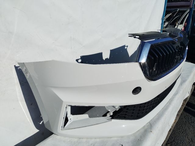 bontott SKODA FABIA IV Első Lökhárító (Üresen)