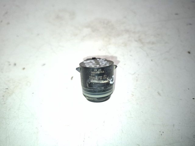 bontott SKODA FABIA IV Hátsó Tolatóradar Fej