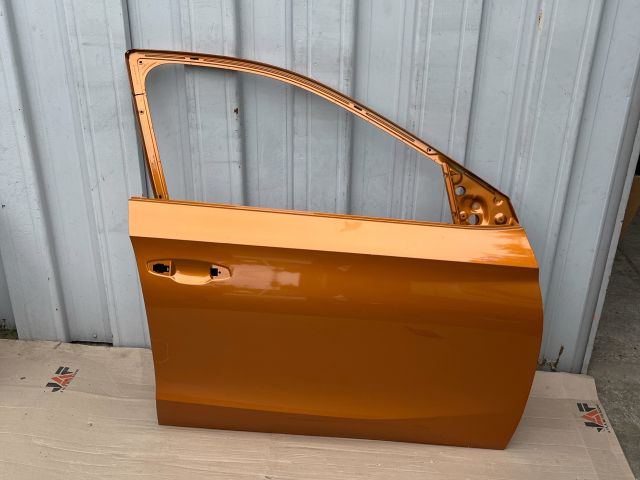 bontott SKODA FABIA IV Jobb első Ajtó (Üres lemez)