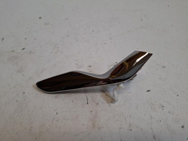 bontott SKODA FABIA IV Jobb első Belső Kilincs