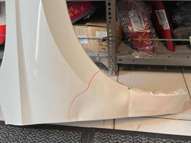 bontott SKODA FABIA IV Jobb első Sárvédő